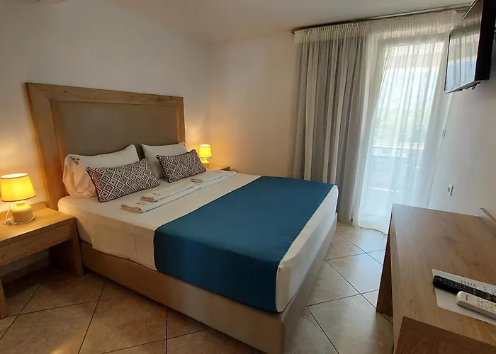 Argiri Apartments & Suites