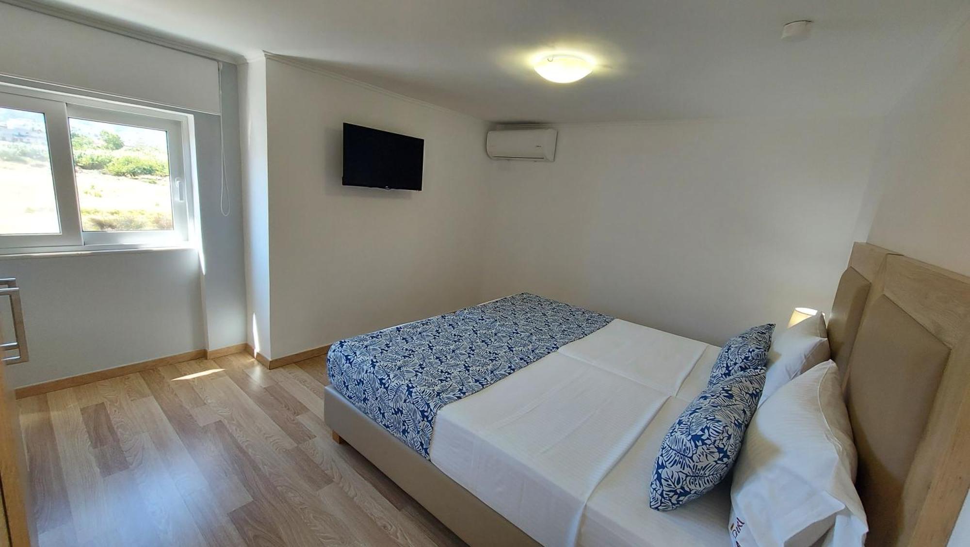 Aparthotel Argiri & 3*